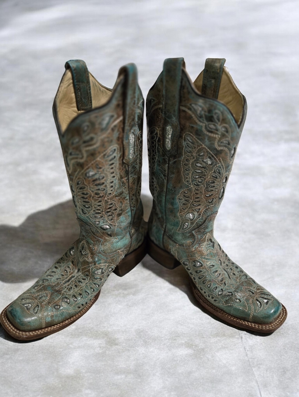 Corral Women's Metallic Bronze and Turquoise Glitter Butterfly Size 8 EUC